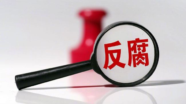 美女扒开屁股