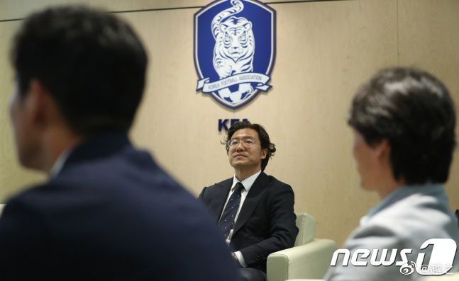 少妇叉开腿扒开